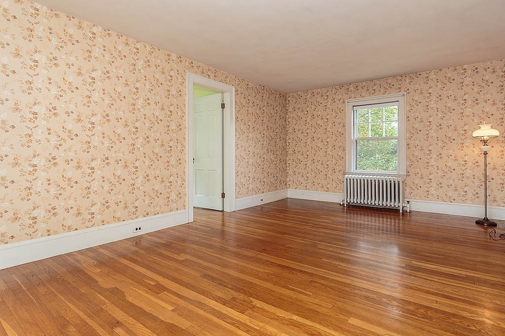 92 Standish Road Watertown, MA 02472 - Photo 10 of 20