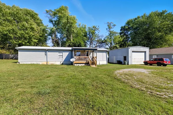 $225,000 | 207 Center Street, Portland, TN 37148