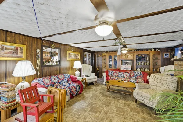 $225,000 | 207 Center Street, Portland, TN 37148