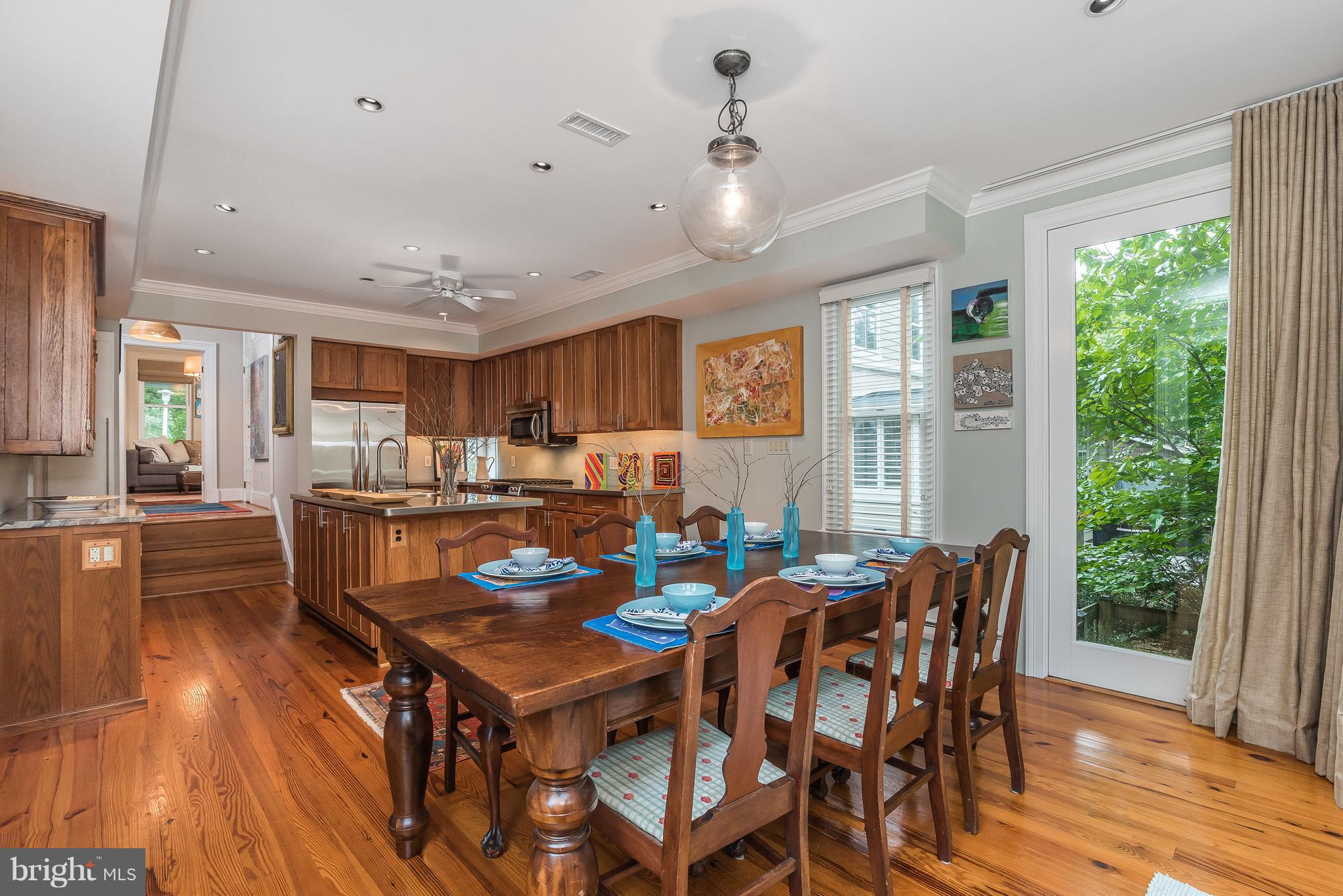 621 St Johns Road Baltimore, MD 21210 - Photo 12 of 30 Light-filled room great for entertaining