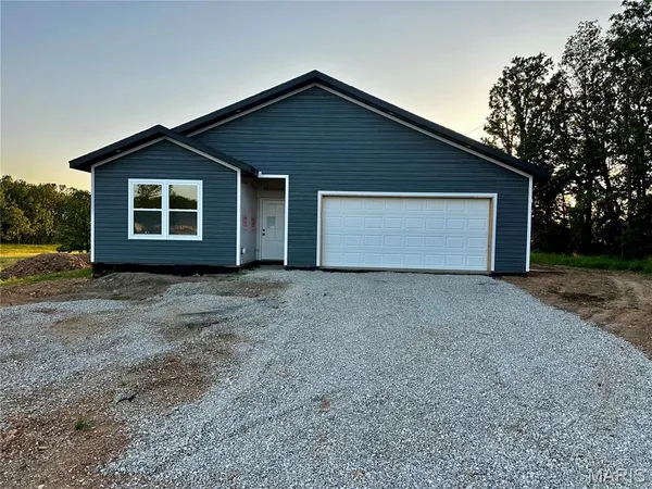 $280,000 | 2043 Kay Avenue, Lebanon, MO 65536