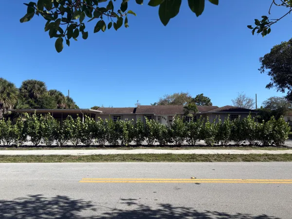 $8,000 | 202 Palm Court, Delray Beach, FL 33444