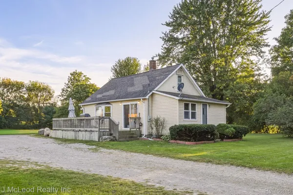 $159,900 | 8821 Barnes Road, Millington, MI 48746