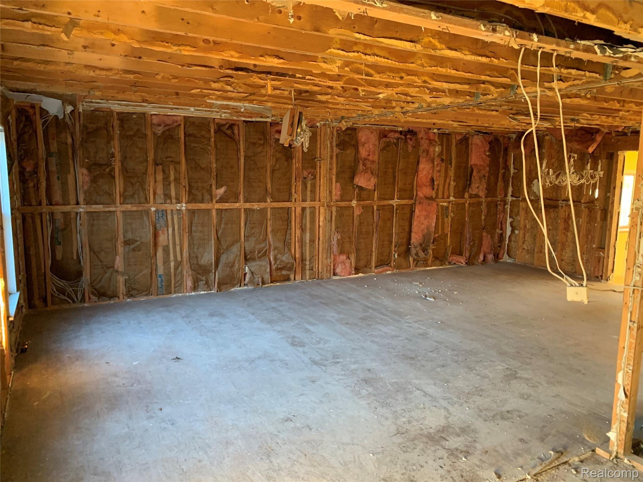 4724 Rochester Road Dryden, MI 48428 - Photo 12 of 13 IMG_4254 2.JPG