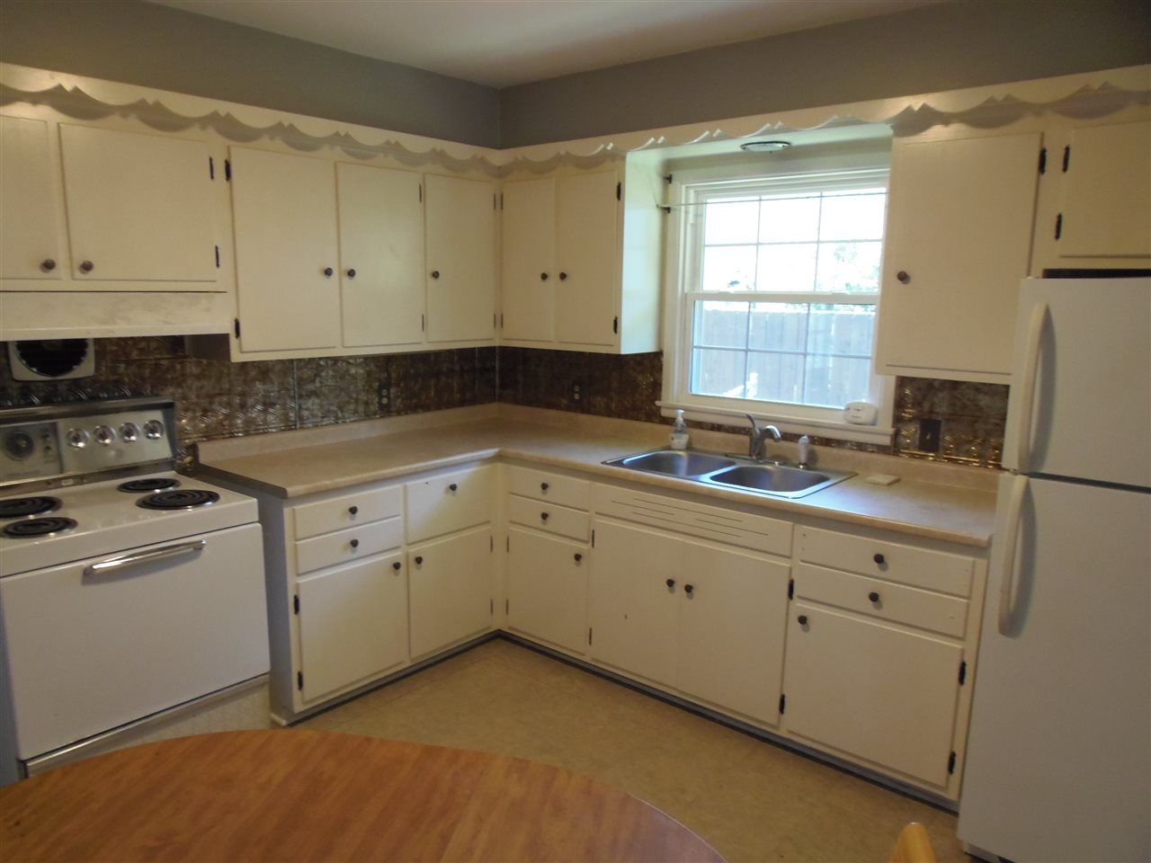 1004 Berkley Road Lafayette, IN 47904 - Photo 6 of 14 Gallery Image 6