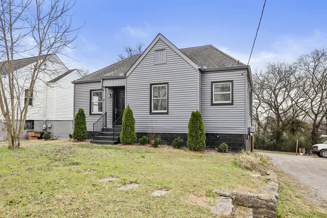 $2,850 | 522 East Trinity Lane, Nashville, TN 37207