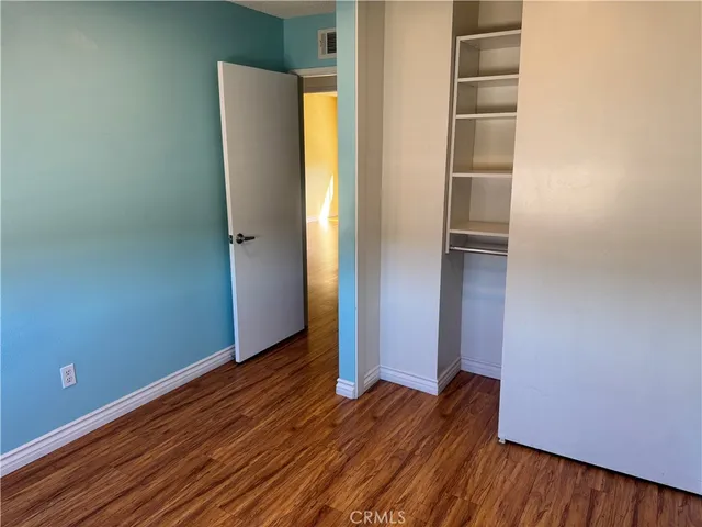 $639,900 | 19216 Hamlin Street, Unit 8, Reseda, CA 91335