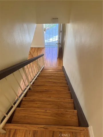 $639,900 | 19216 Hamlin Street, Unit 8, Reseda, CA 91335