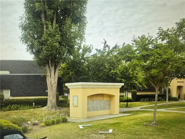 $639,900 | 19216 Hamlin Street, Unit 8, Reseda, CA 91335