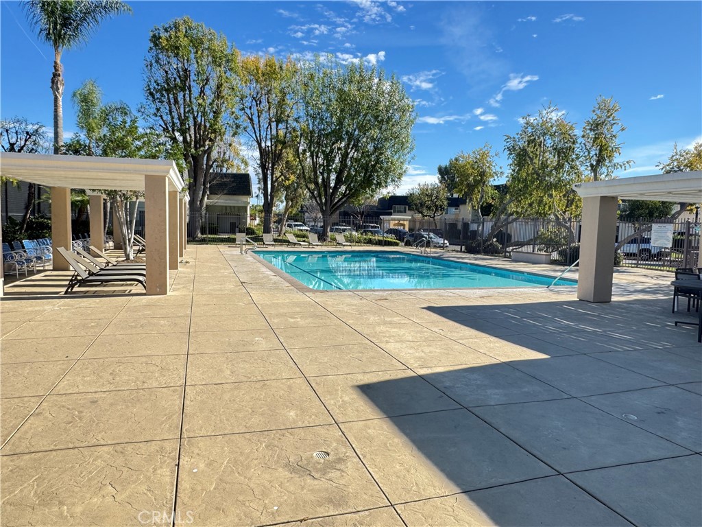 19216 Hamlin Street, Unit 8 Reseda, CA 91335 - Photo 28 of 31