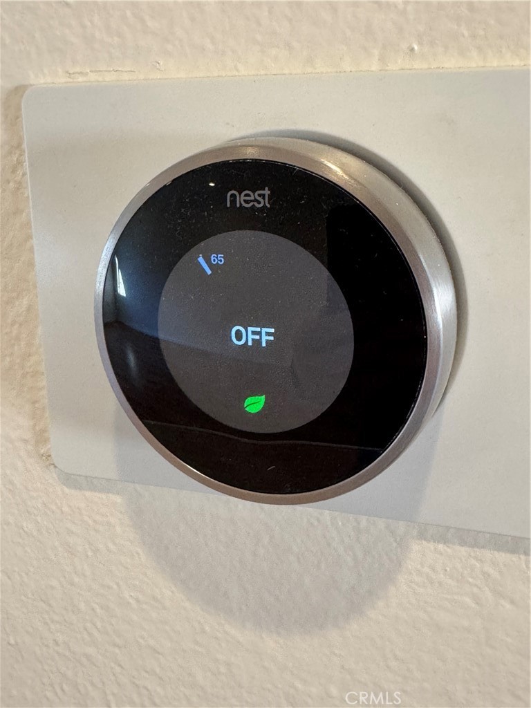 19216 Hamlin Street, Unit 8 Reseda, CA 91335 - Photo 10 of 31