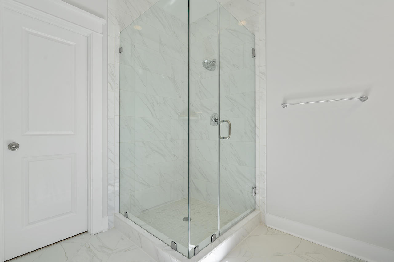 489 Woodspring Road Mount Pleasant, SC 29466 - Photo 22 of 41 22 - Master Shower