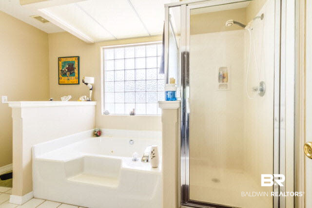 30330 Ono N Loop West Orange Beach, AL 36561 - Photo 12 of 24 Master Bathroom