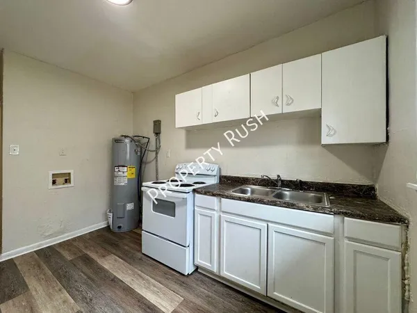 $950 | 3603 Dorris Street, Unit 3605, Chattanooga, TN 37410