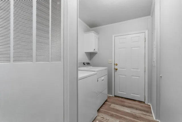 $389,000 | 20 Ledgewood Way, Manchester, NH 03104