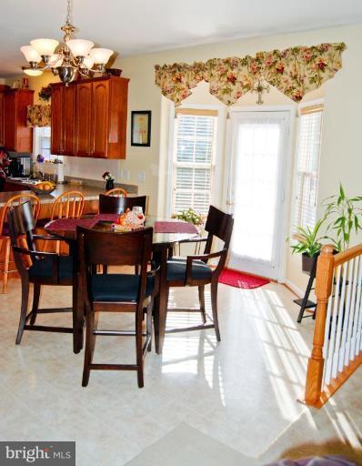 806 Rayquick Road Warrenton, VA 20186 - Photo 12 of 30 Dining Area