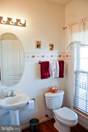 806 Rayquick Road Warrenton, VA 20186 - Photo 16 of 30 Bath #1