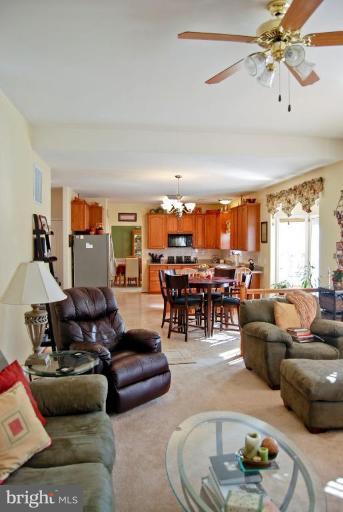 806 Rayquick Road Warrenton, VA 20186 - Photo 17 of 30 Family Room #2