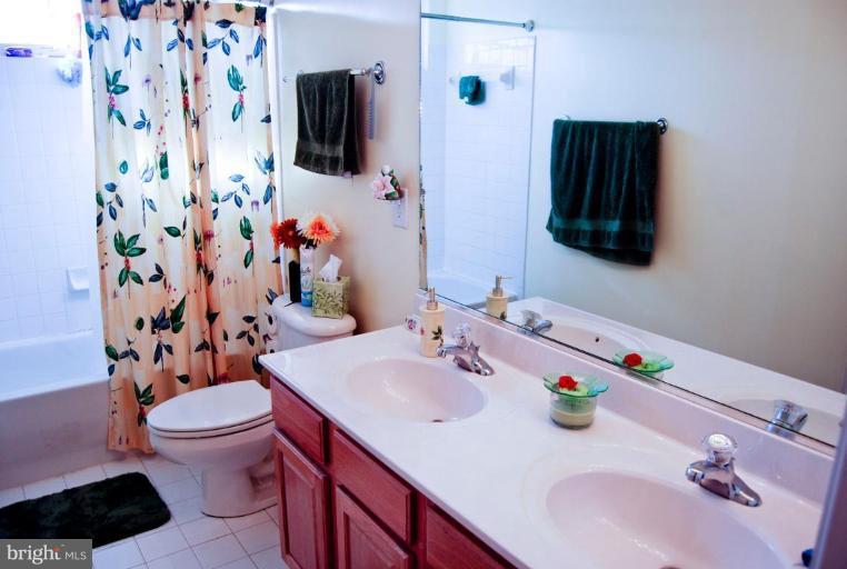 806 Rayquick Road Warrenton, VA 20186 - Photo 20 of 30 Bath #2