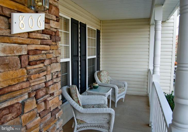806 Rayquick Road Warrenton, VA 20186 - Photo 3 of 30 Porch