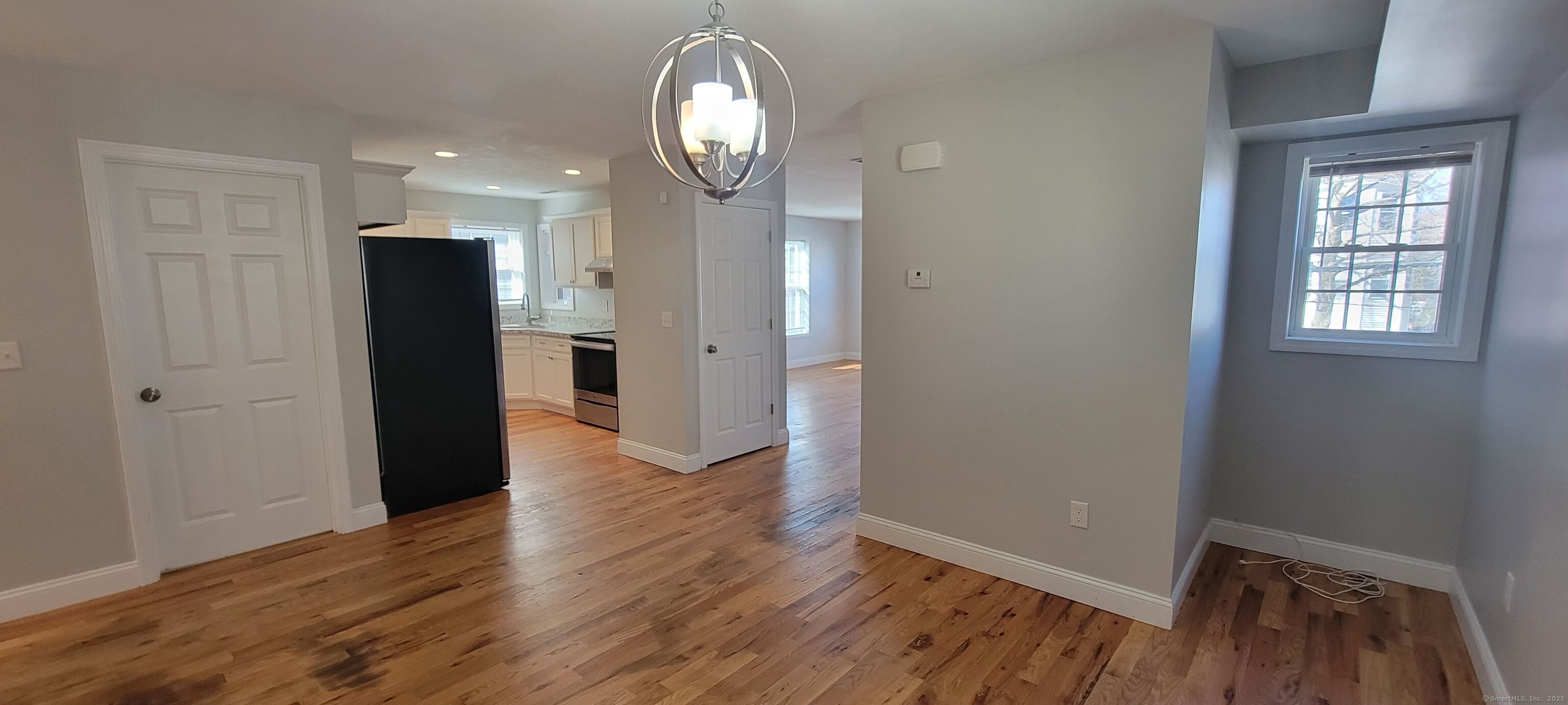 537 Winchester Avenue New Haven, CT 06511 - Photo 6 of 17