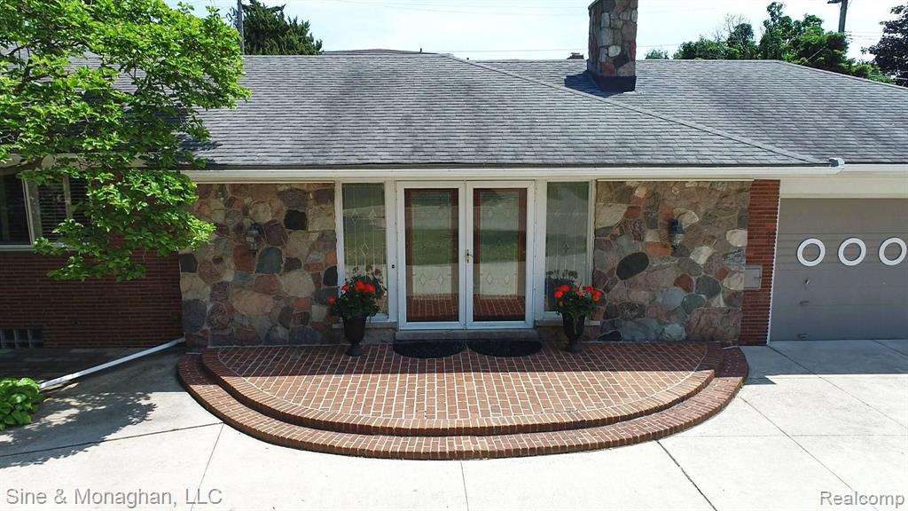 11 Willison Road Grosse Pointe Shores, MI 48236 - Photo 9 of 63