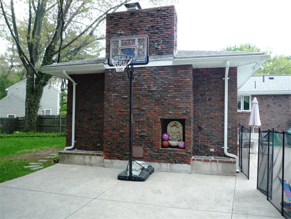44 Friend Street Wakefield, MA 01880 - Photo 6 of 22 Gallery Image 6