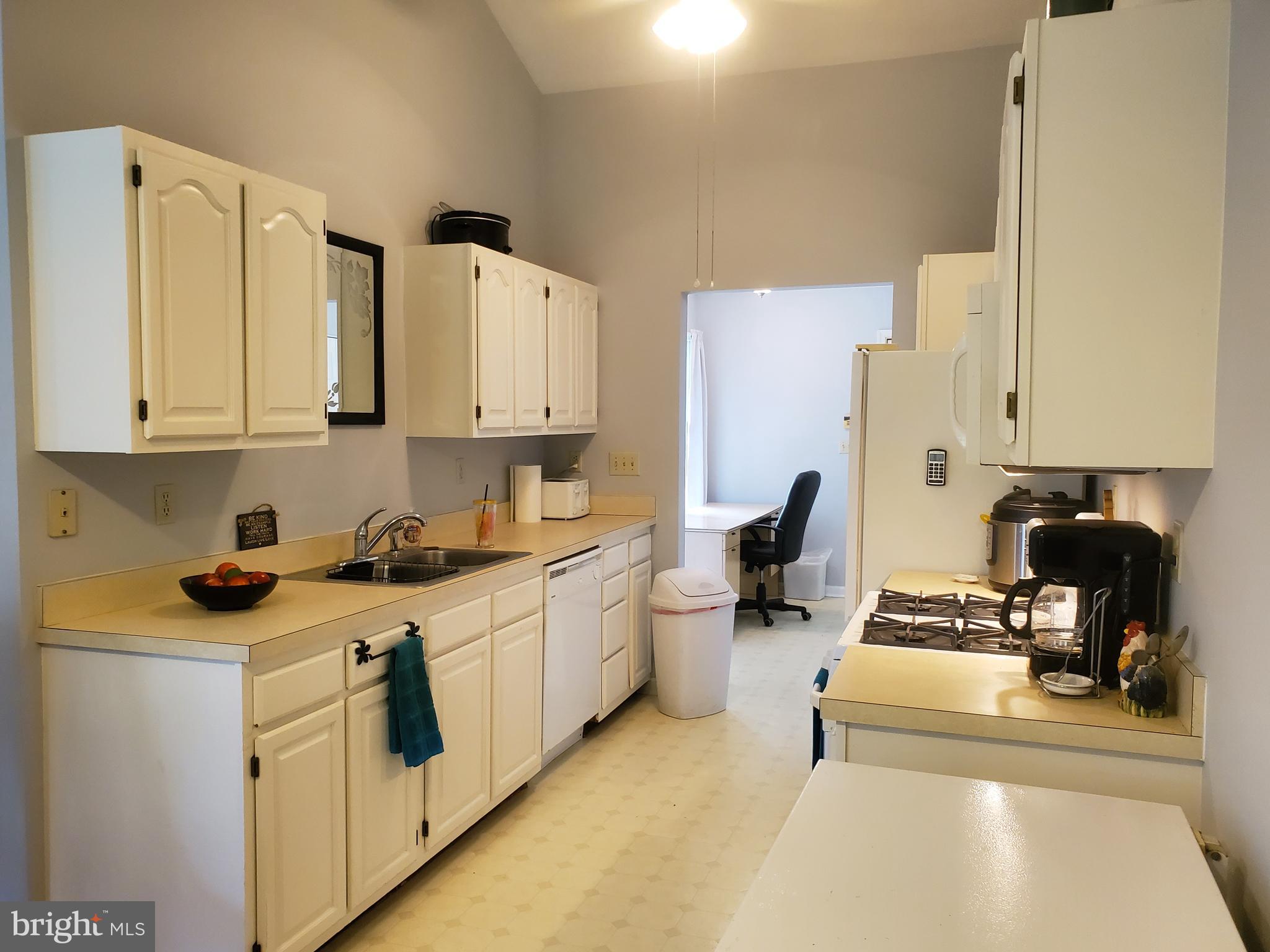 3820 Wrights Wharf Road Hurlock, MD 21643 - Photo 12 of 61 Kitchen