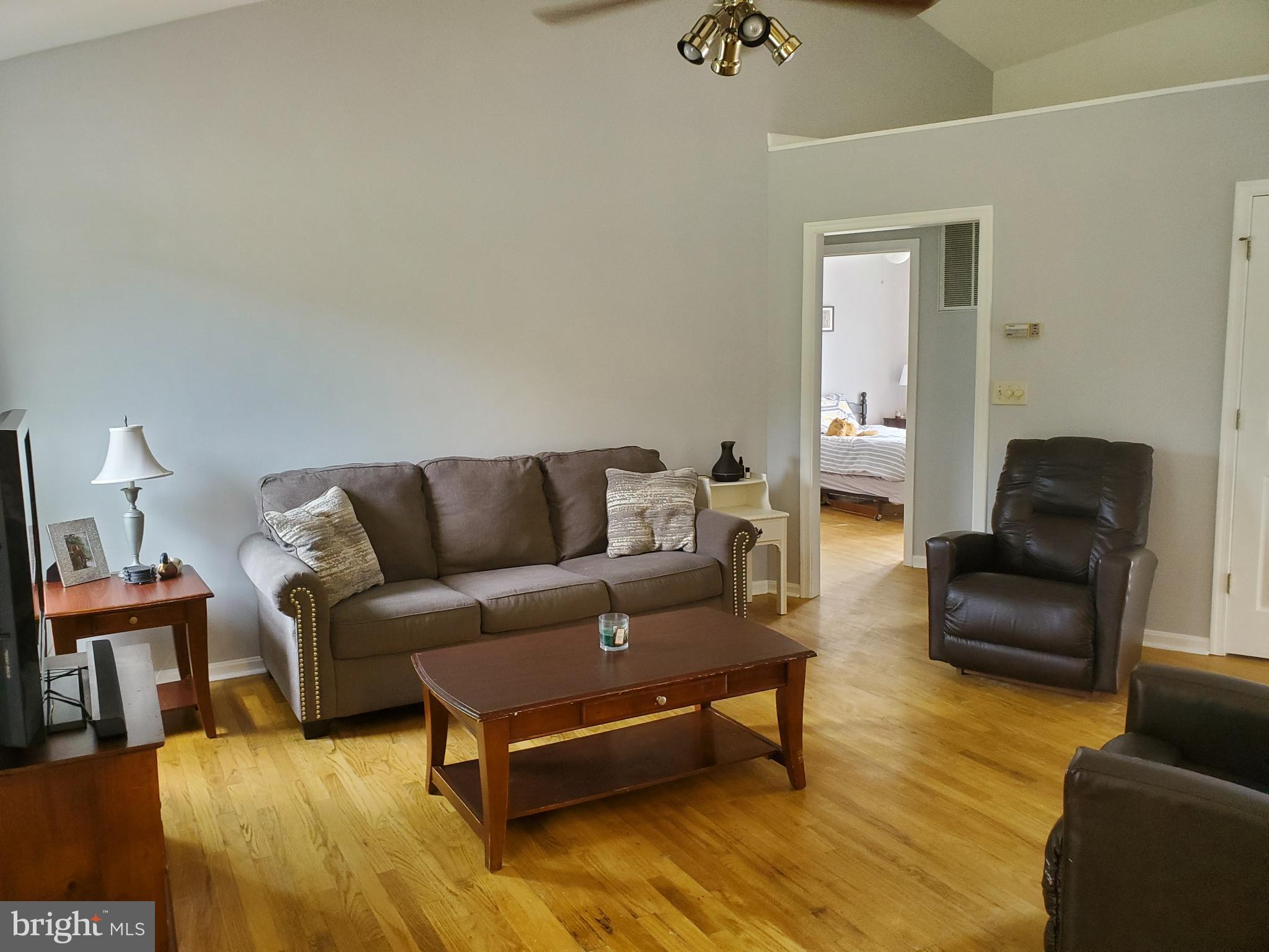 3820 Wrights Wharf Road Hurlock, MD 21643 - Photo 5 of 61 Living Room