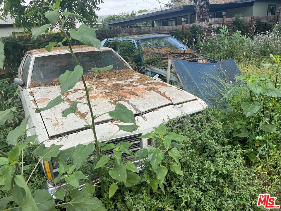 14822 Saticoy Street Van Nuys, CA 91405 - Photo 7 of 7