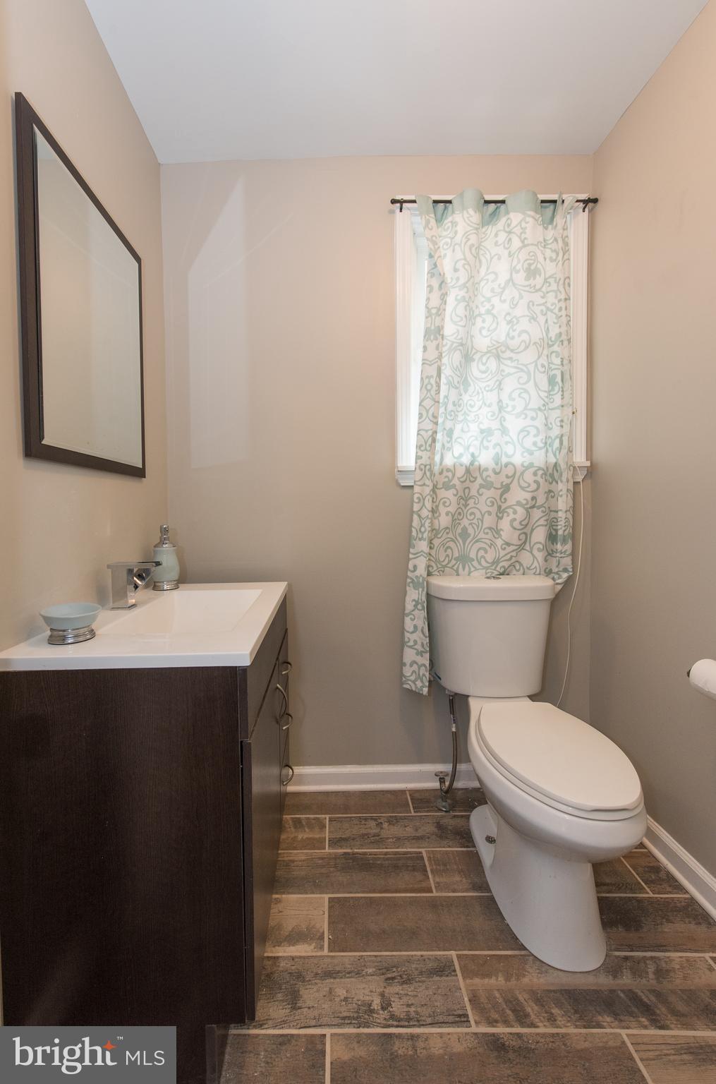 3611 Ellamont Road Baltimore, MD 21215 - Photo 12 of 30 Powder Bath