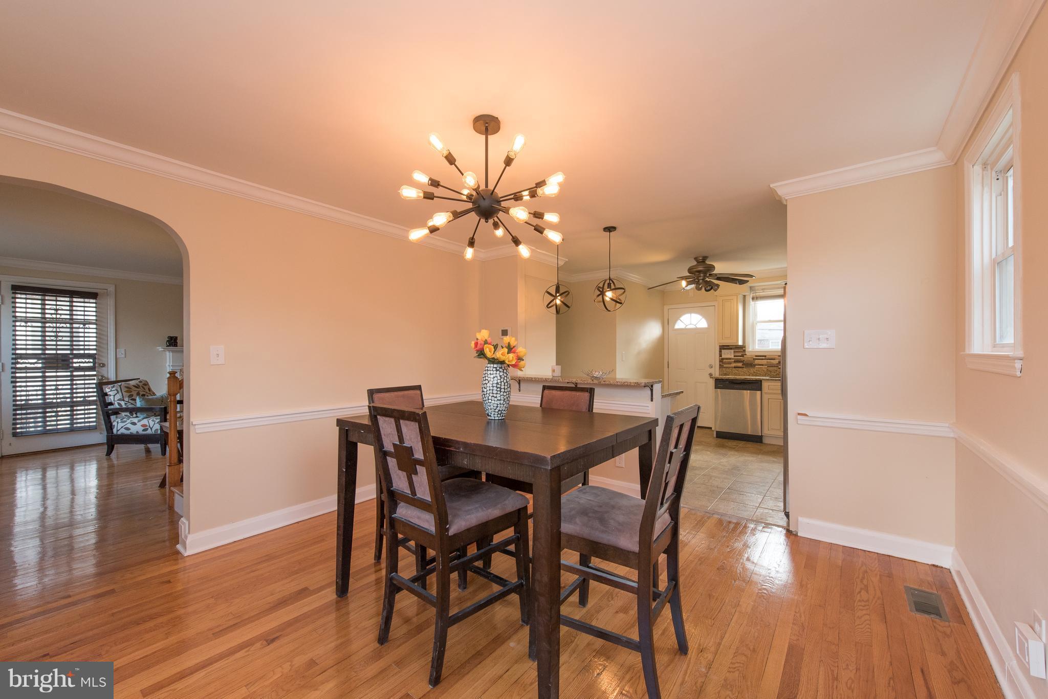 3611 Ellamont Road Baltimore, MD 21215 - Photo 6 of 30 Dining Room