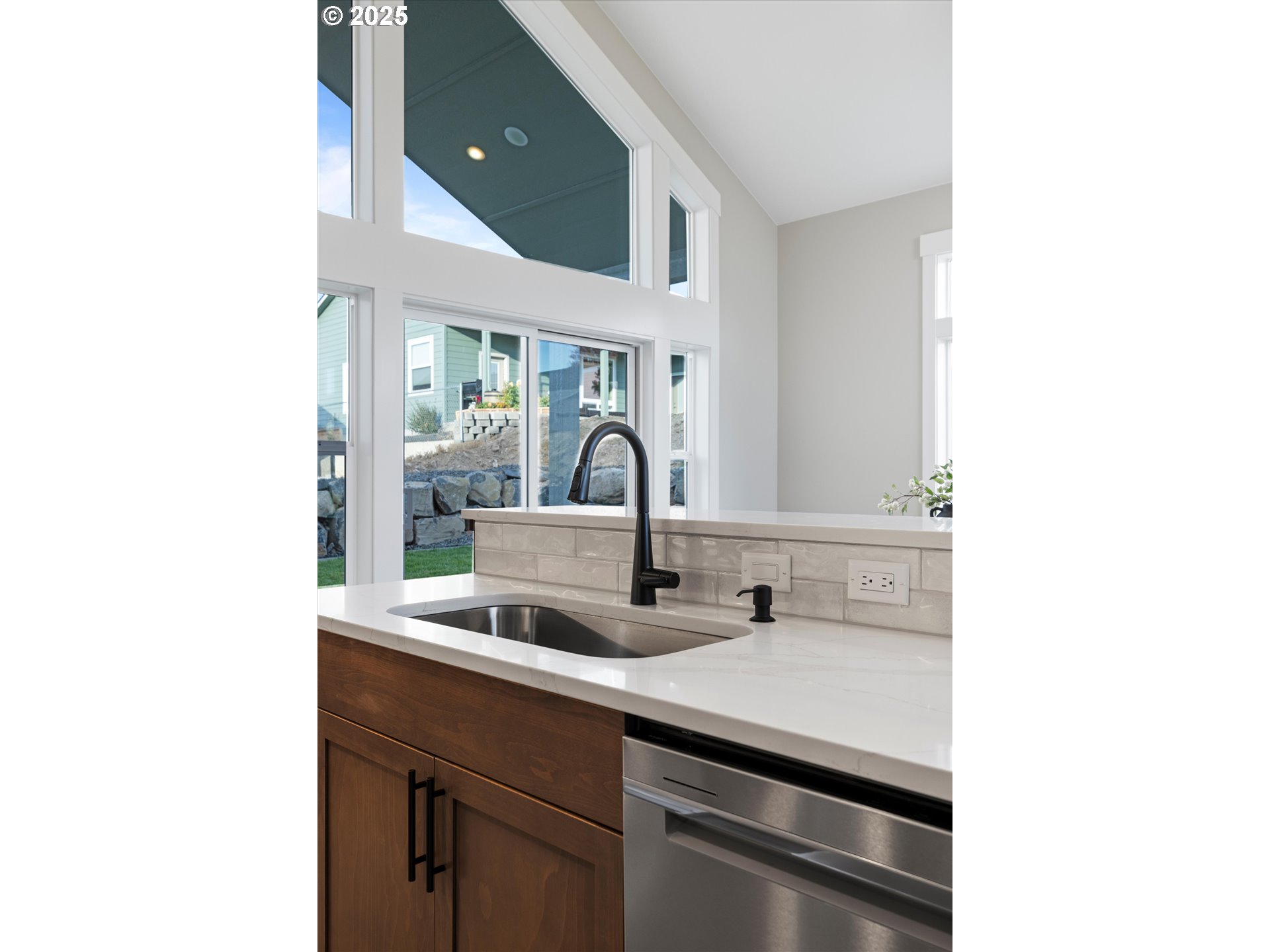 1801 Southwest 1st Street Pendleton, OR 97801 - Photo 12 of 29