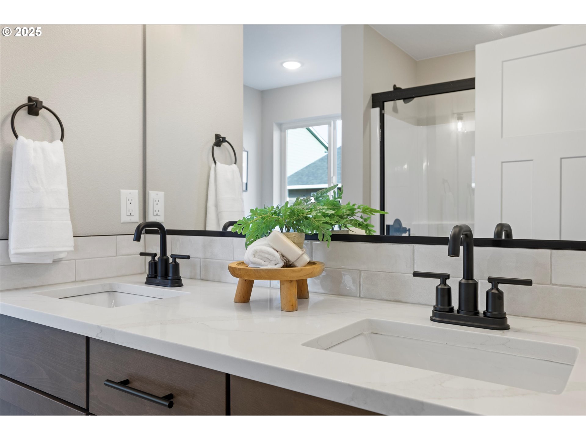 1801 Southwest 1st Street Pendleton, OR 97801 - Photo 18 of 29 a bathroom with a sink and a mirror