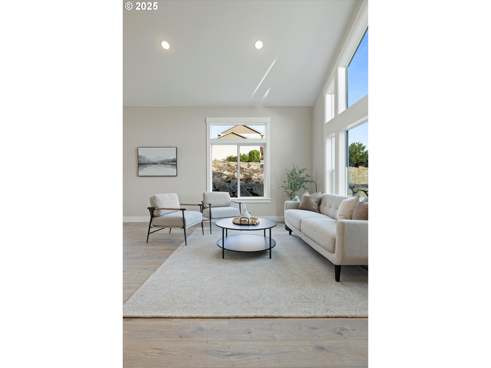 1801 Southwest 1st Street Pendleton, OR 97801 - Photo 6 of 29 a living room with furniture and window