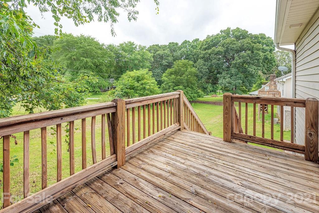35 Gudger Road Candler, NC 28715 - Photo 24 of 25 Gallery Image 24