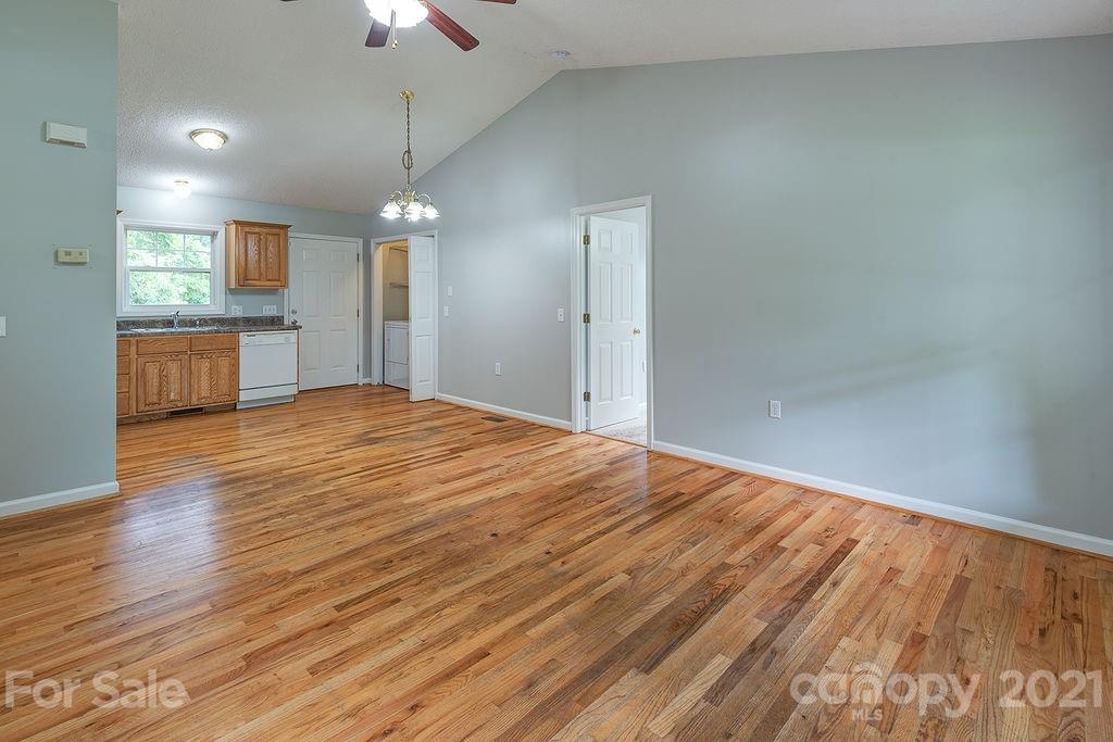 35 Gudger Road Candler, NC 28715 - Photo 6 of 25 Gallery Image 6