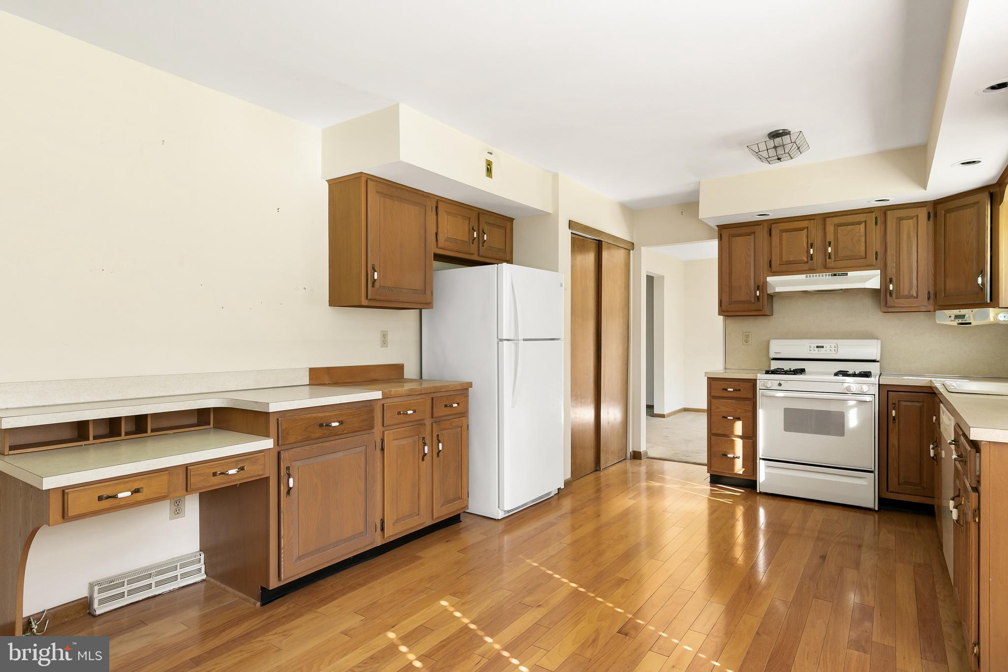 503 Haines Mill Road Delran, NJ 08075 - Photo 11 of 32 Kitchen