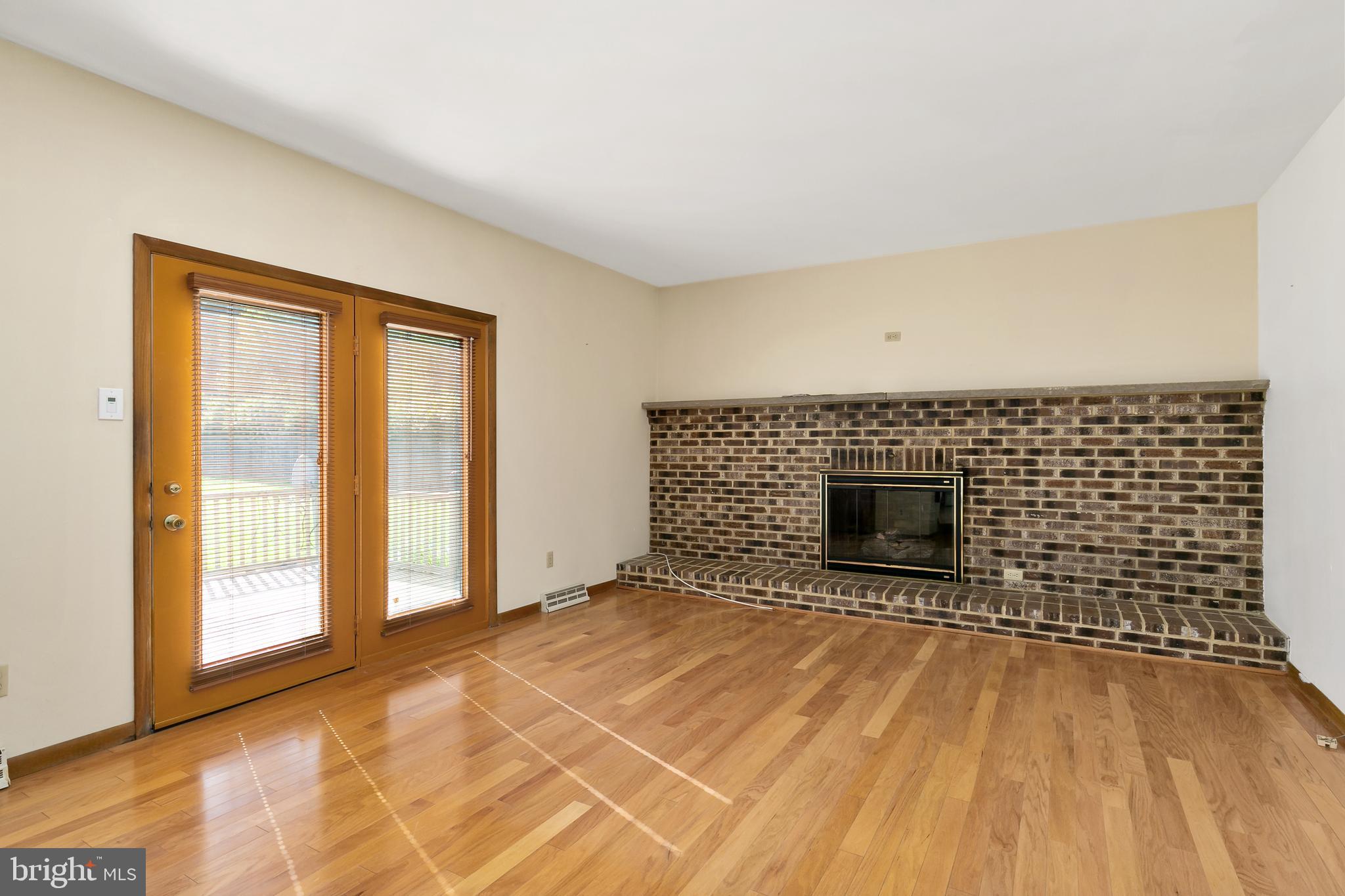 503 Haines Mill Road Delran, NJ 08075 - Photo 15 of 32 Family Room