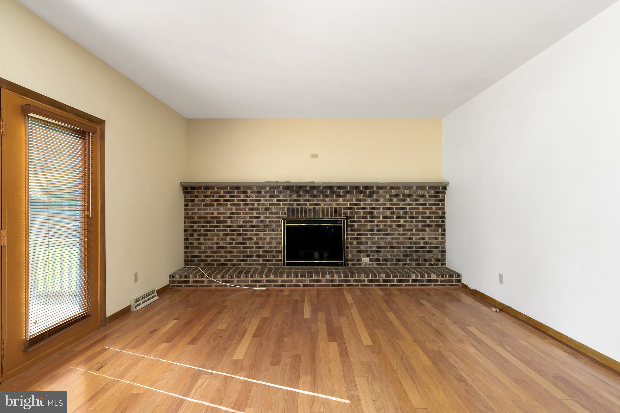 503 Haines Mill Road Delran, NJ 08075 - Photo 16 of 32 Family Room