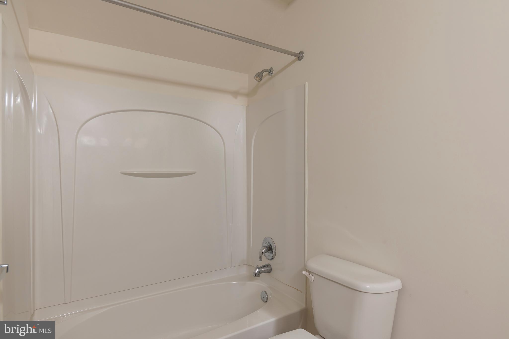 8248 Academy Road, Unit 10 Ellicott City, MD 21043 - Photo 27 of 53 Bathroom 2