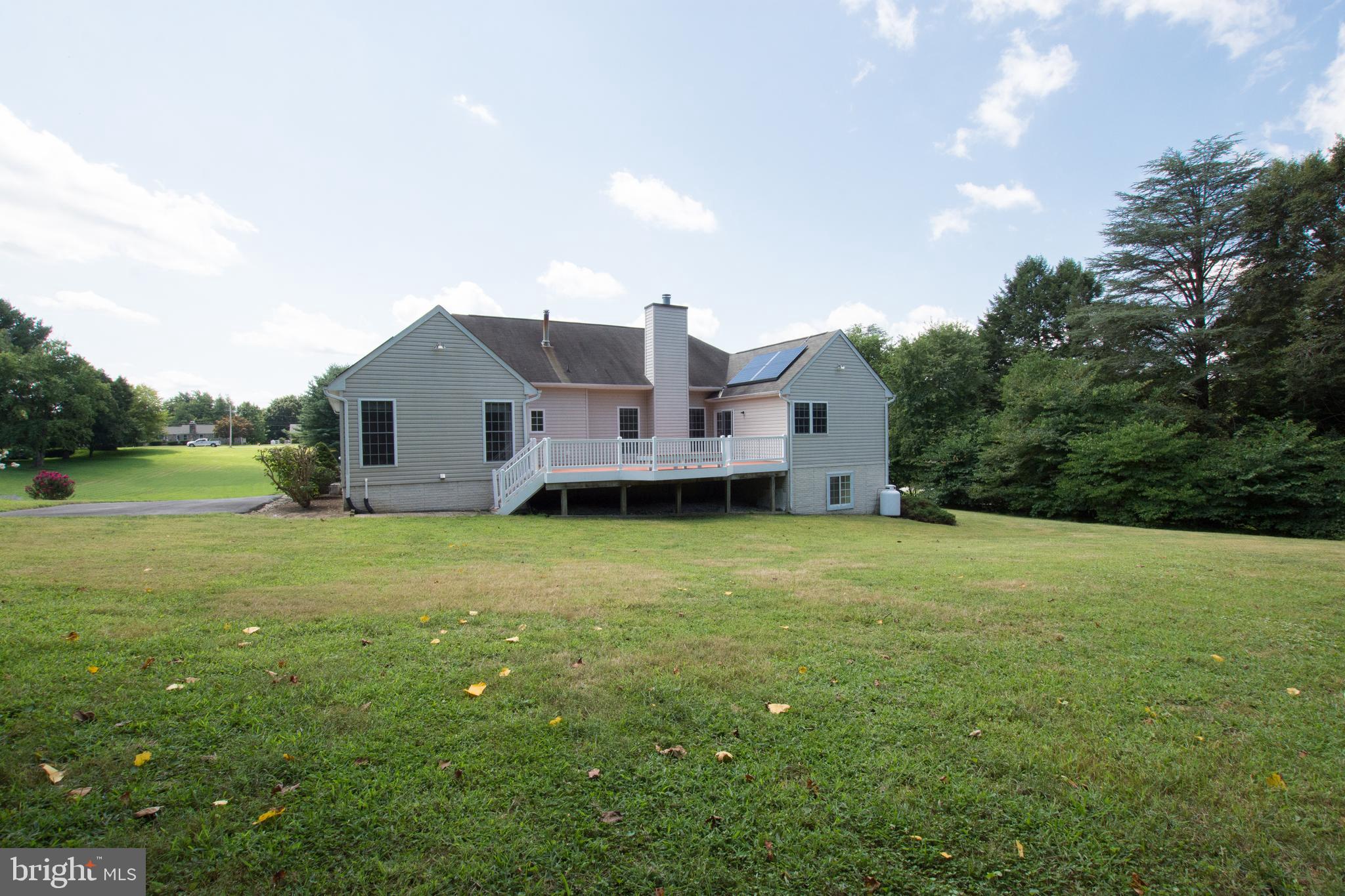 10050 Reed Lane Ellicott City, MD 21042 - Photo 2 of 39 Gallery Image 2
