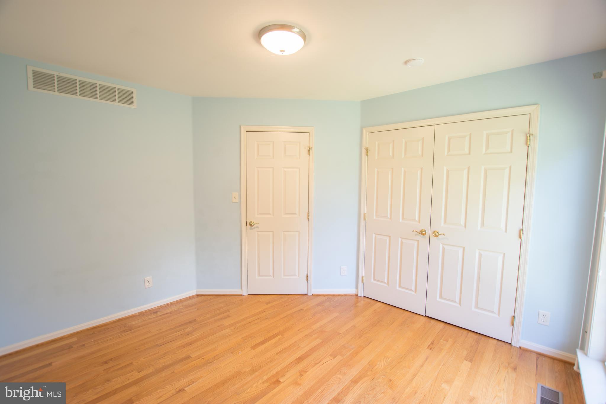 10050 Reed Lane Ellicott City, MD 21042 - Photo 19 of 39 Gallery Image 19