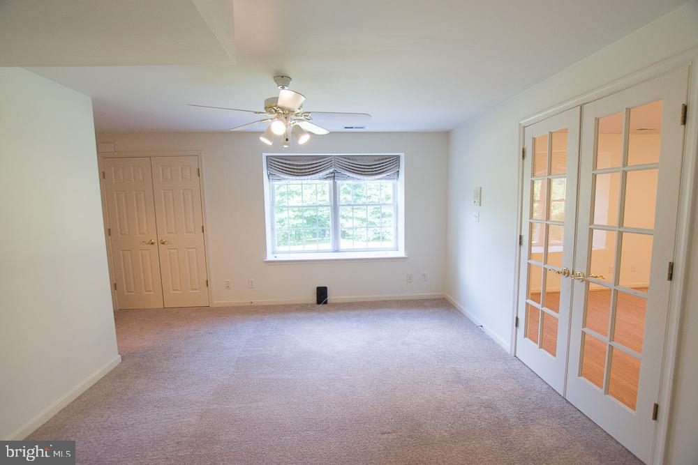 10050 Reed Lane Ellicott City, MD 21042 - Photo 30 of 39 Gallery Image 30