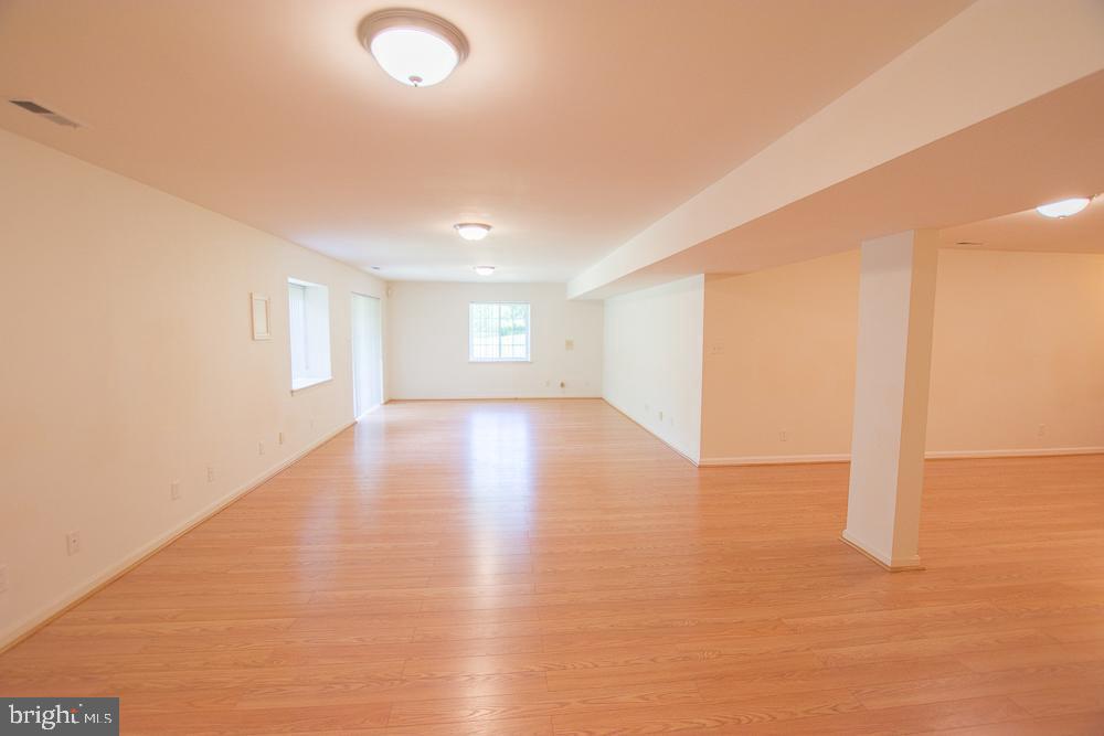 10050 Reed Lane Ellicott City, MD 21042 - Photo 31 of 39 Gallery Image 31