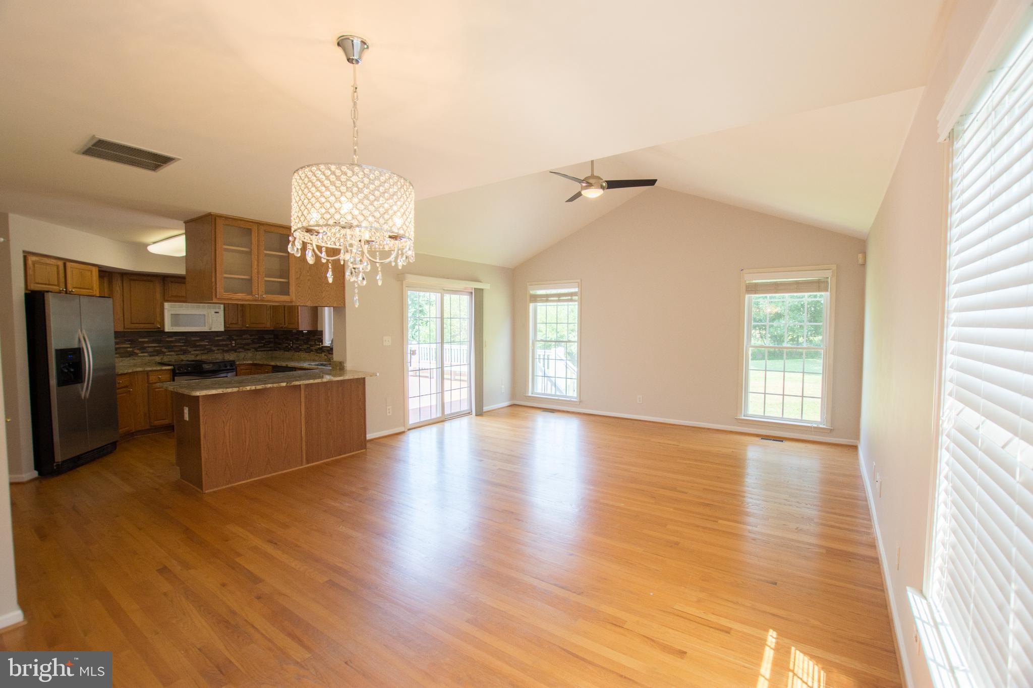 10050 Reed Lane Ellicott City, MD 21042 - Photo 8 of 39 Gallery Image 8
