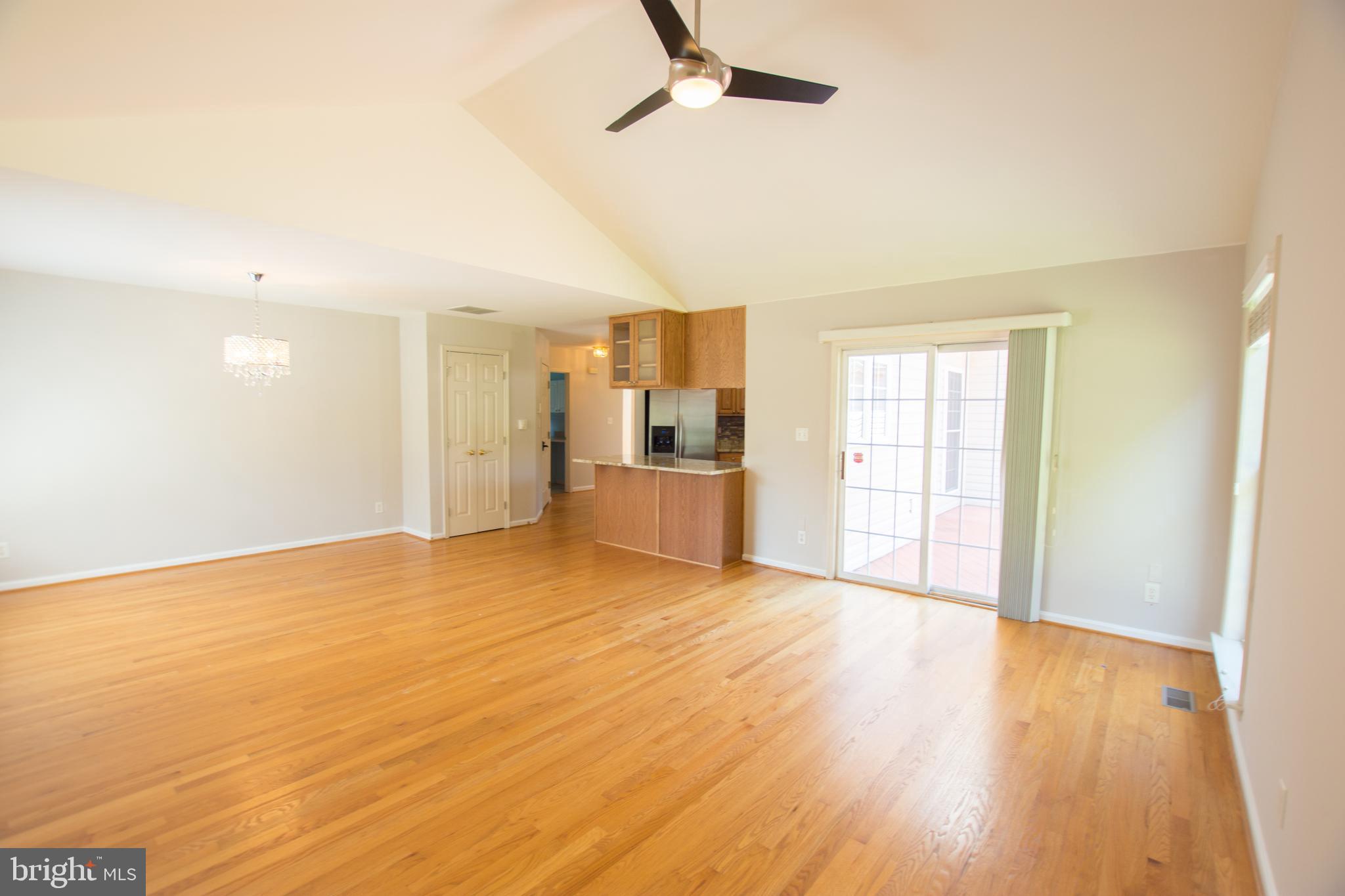 10050 Reed Lane Ellicott City, MD 21042 - Photo 10 of 39 Gallery Image 10