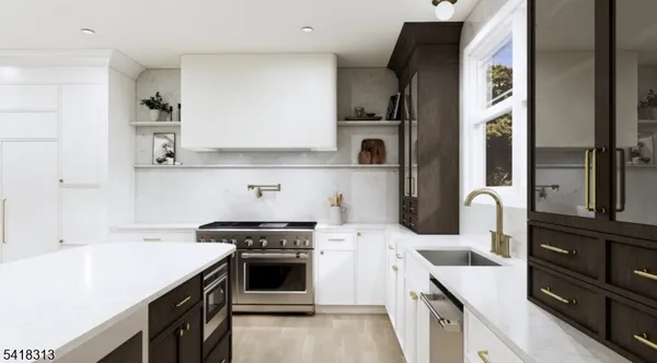 $2,497,777 | 43 Orchard Road, Florham Park, NJ 07932