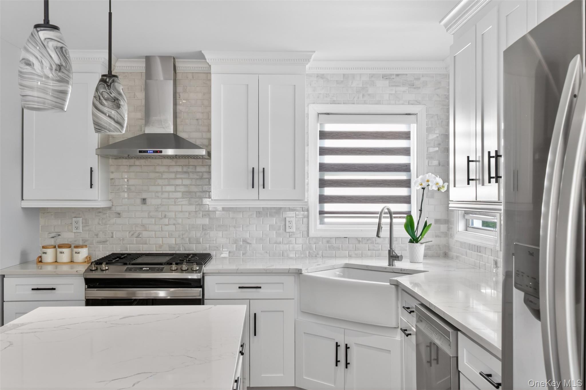 74 Johnson Road Scarsdale, NY 10583 - Photo 12 of 36