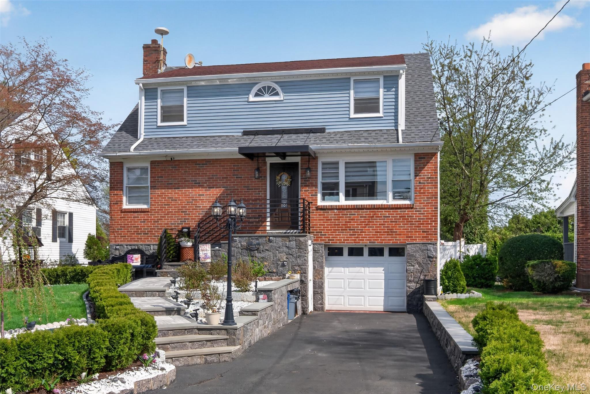 74 Johnson Road Scarsdale, NY 10583 - Photo 3 of 36